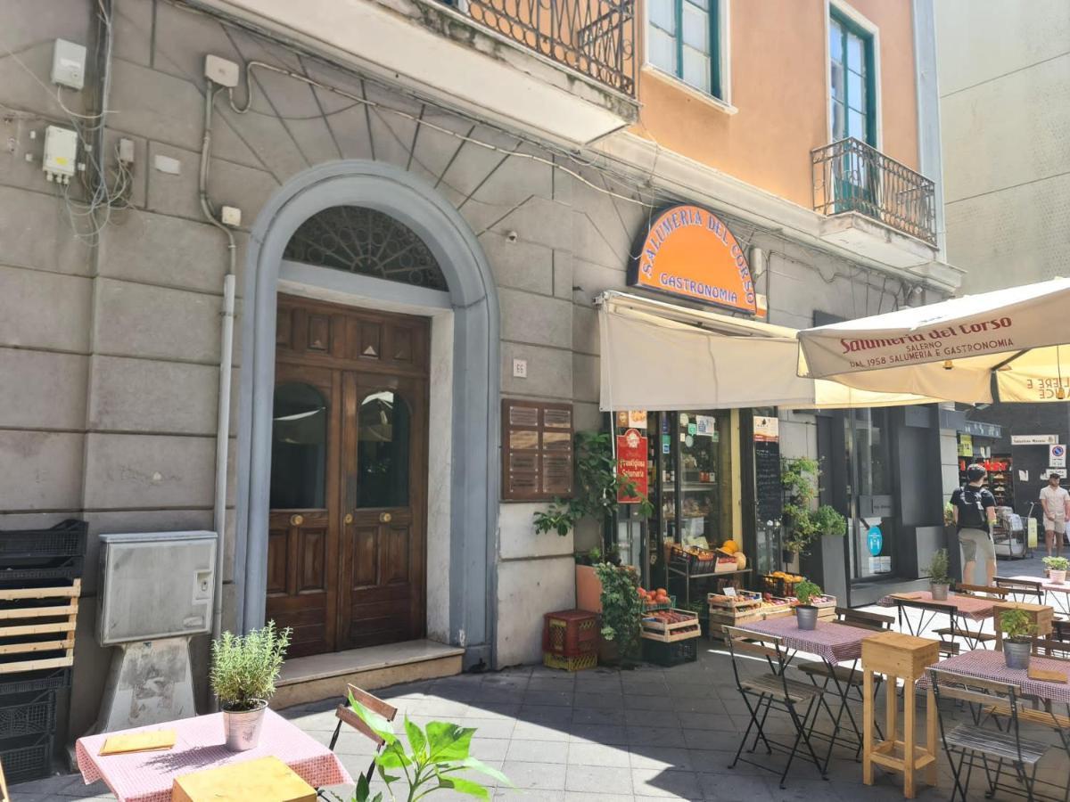 Tredidenari B&B Salerno Luaran gambar