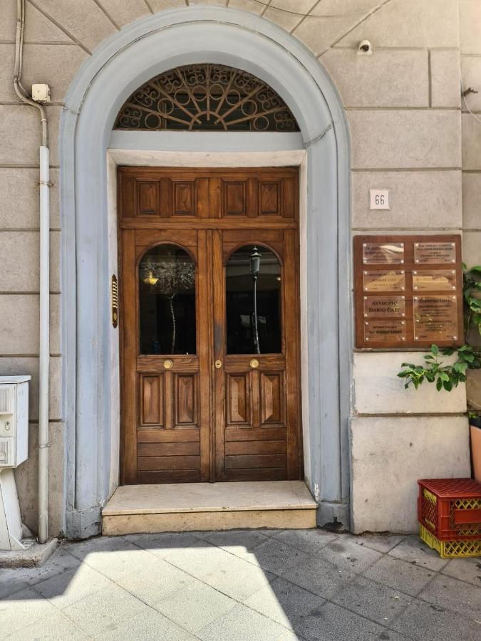 Tredidenari B&B Salerno Luaran gambar