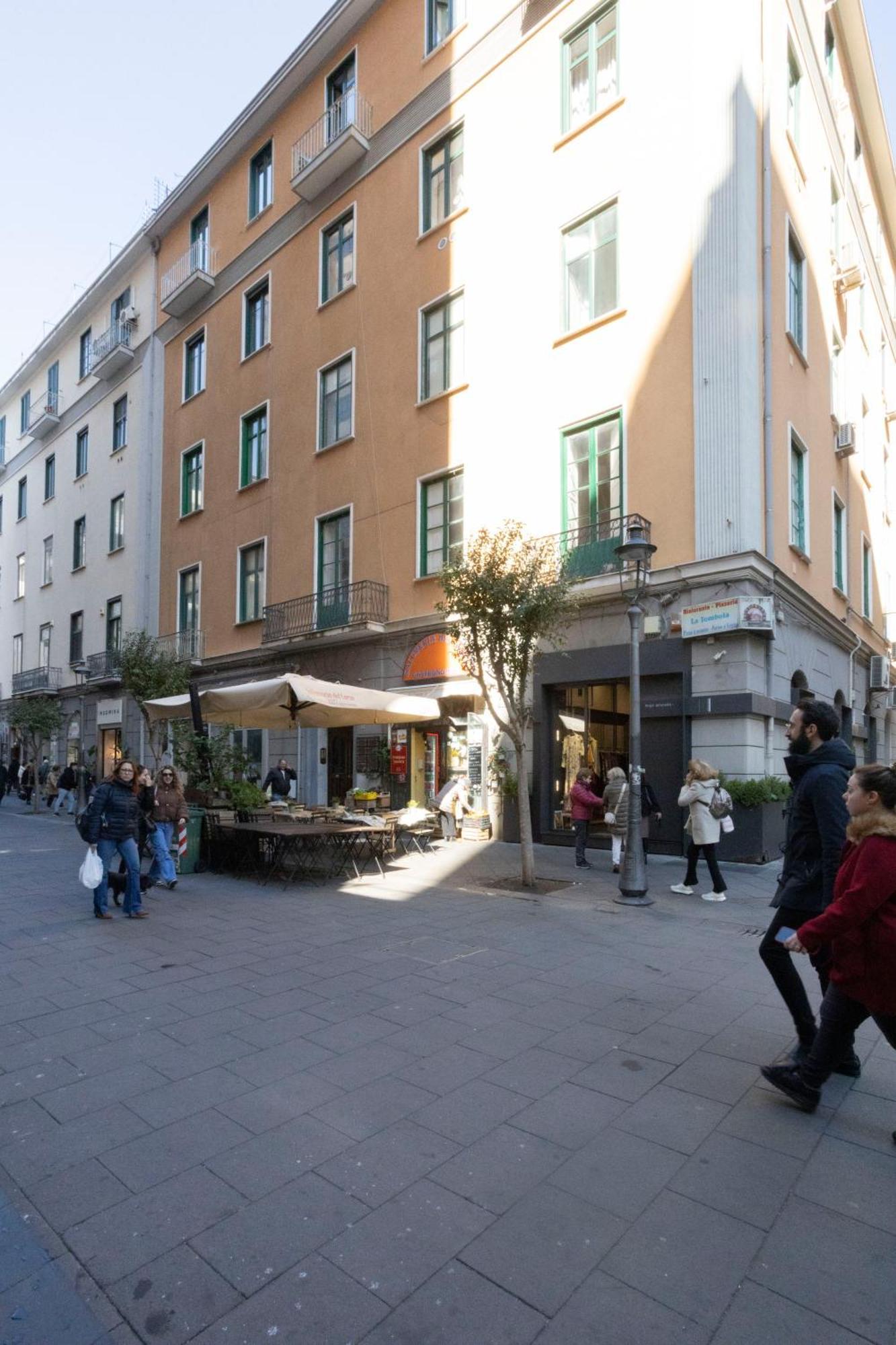 Tredidenari B&B Salerno Luaran gambar