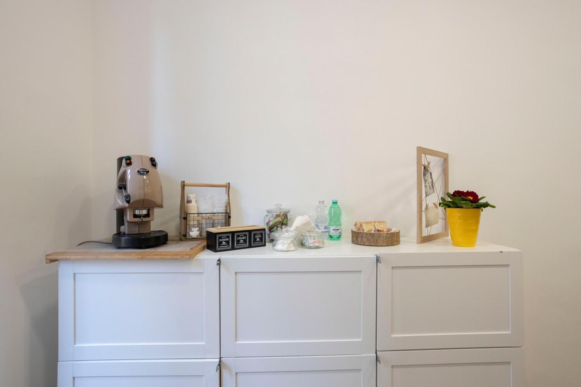 Tredidenari B&B Salerno Luaran gambar